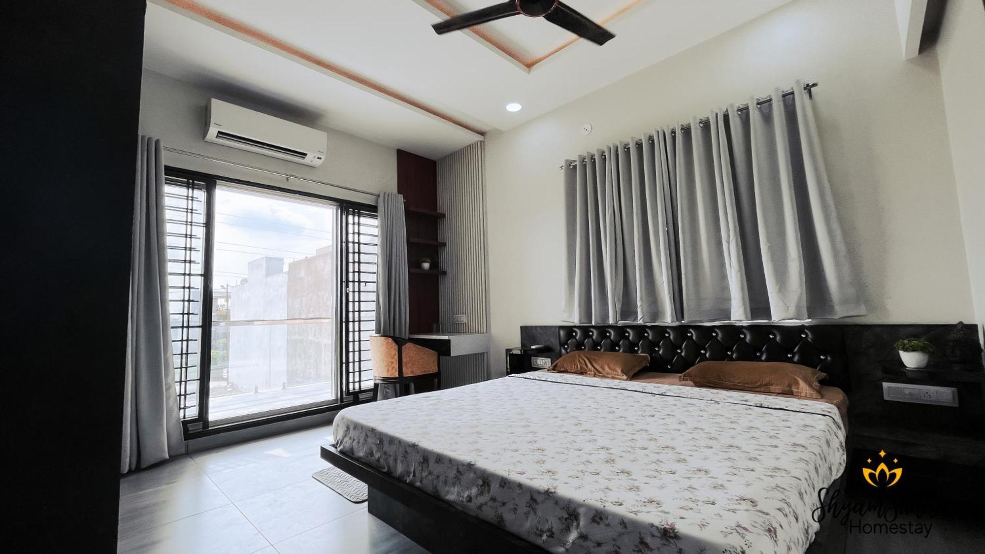Shyam Sudha Home Stay Ujjain Exteriör bild